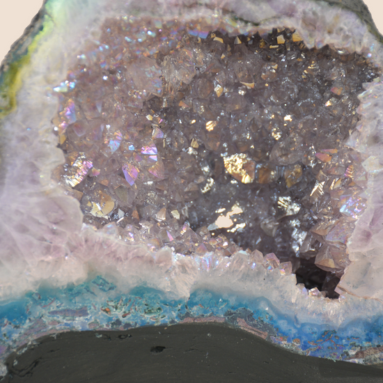 AMETHYST CATHEDRAL PEARL FINISH, 6.0KG